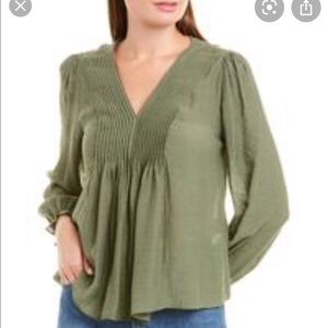 Nanette Lenore Praire Sage V-neck Peasant Blouse